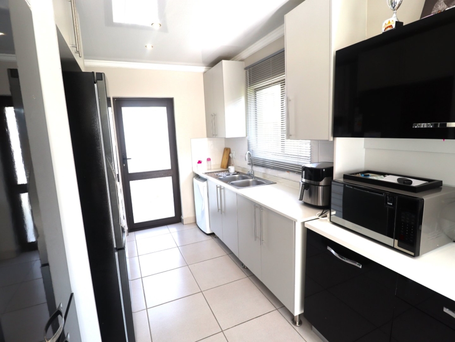 2 Bedroom Property for Sale in Heidedal Free State